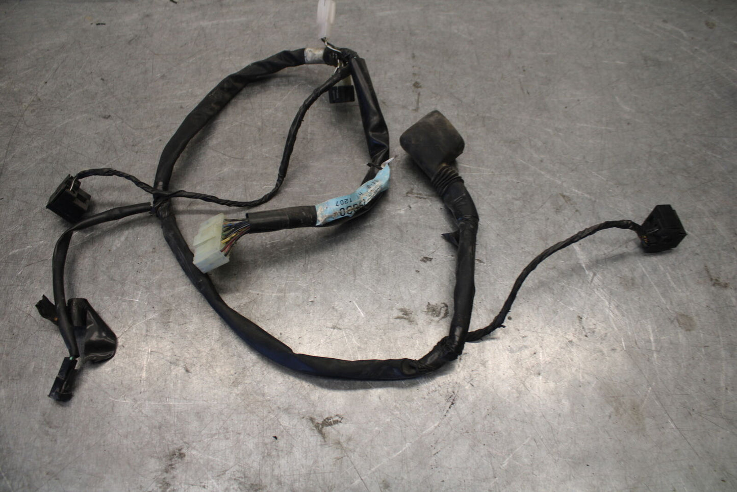 04 SUZUKI GSXR600 HEADLIGHT SPEEDO GAUGES HARNESS WIRE LOOM 36620-29G30 BB676