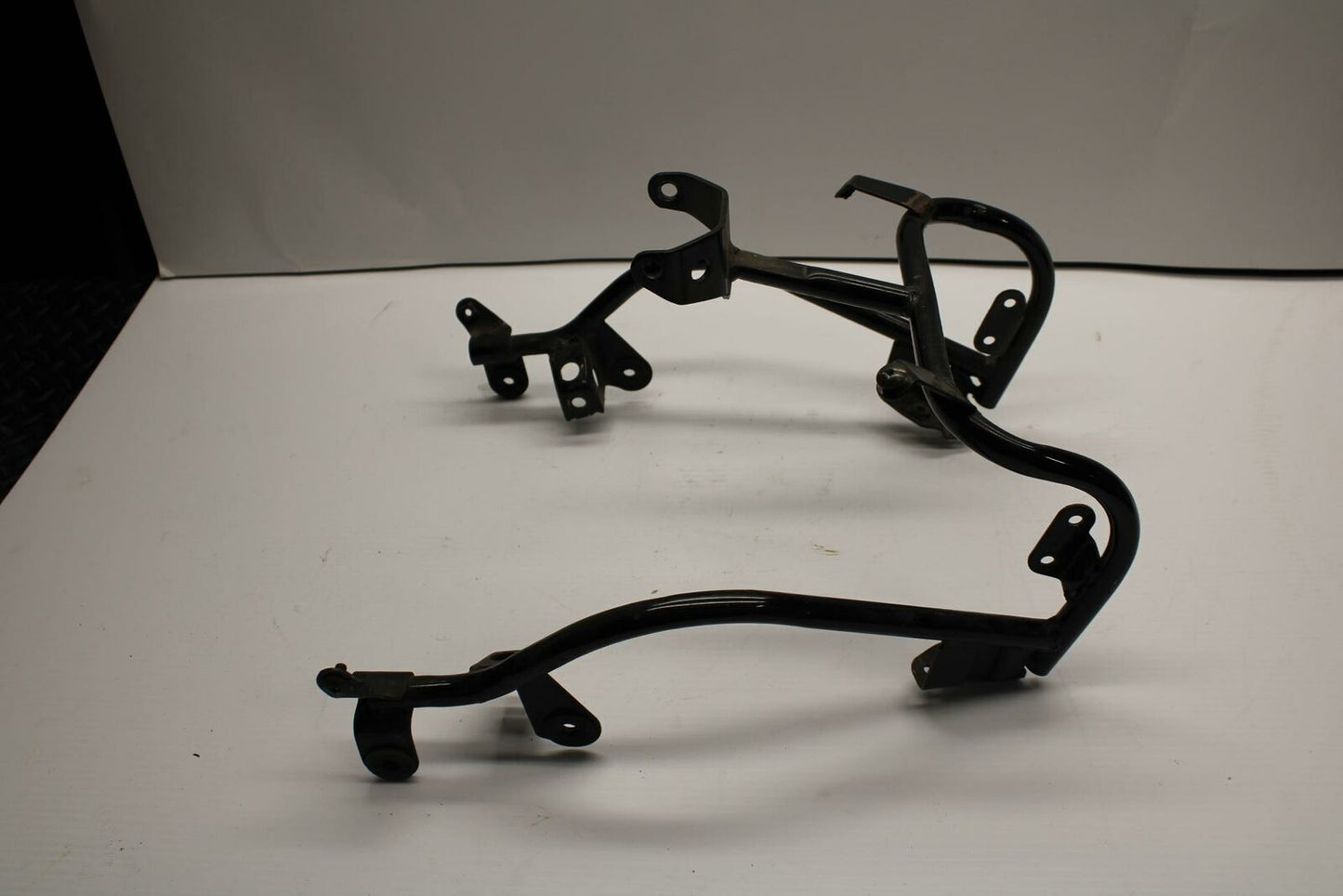 86 SUZUKI GS750ES UPPER FAIRING MIRROR GAUGES STAY BRACKET BB233