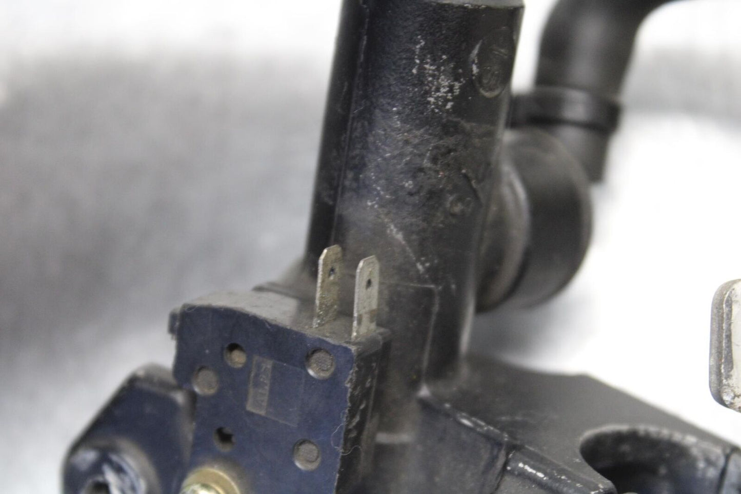 01-03 SUZUKI GSXR600 FRONT BRAKE MASTER CYLINDER BB639