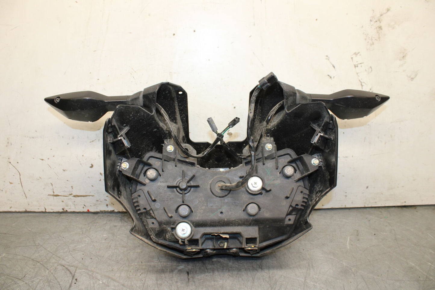 19-22 KAWASAKI Z400 FRONT HEADLIGHT HEAD LIGHT LAMP BB708