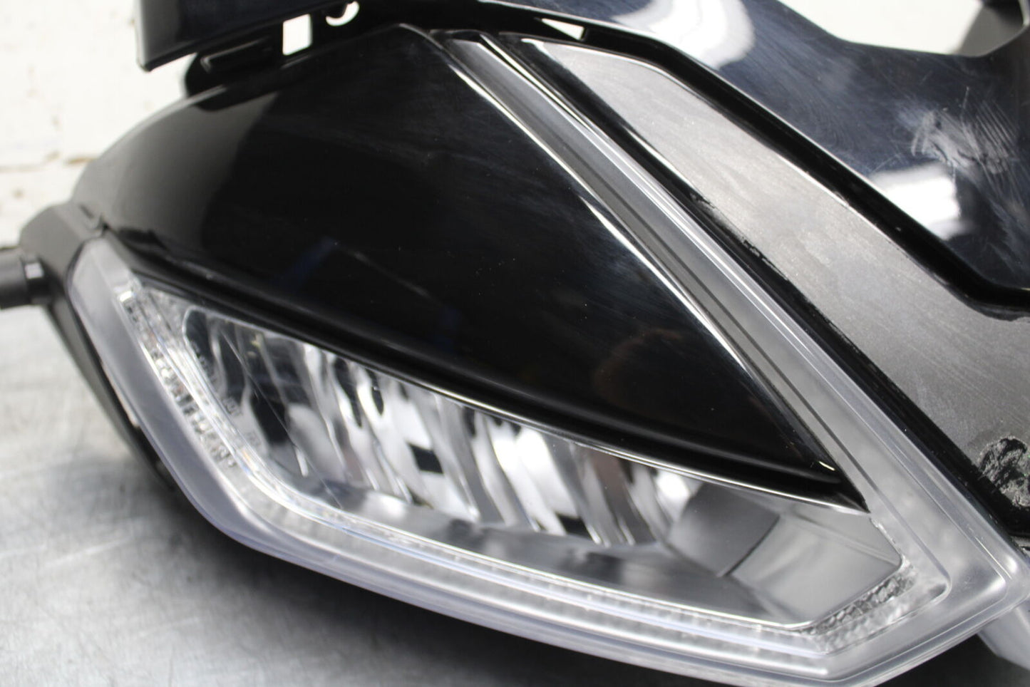 21-24 APRILIA TUONO 660 FACTORY FRONT HEADLIGHT HEAD LIGHT LAMP BB733