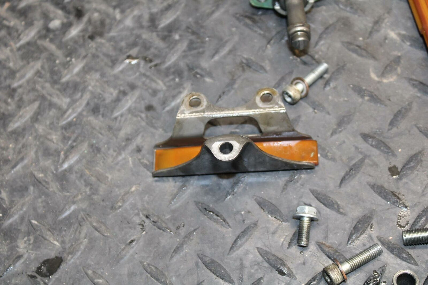 98 HONDA CBR600F3 CAM CHAIN CAMSHAFT TENSIONER 14520-MBZ-K01 GUIDE BB201