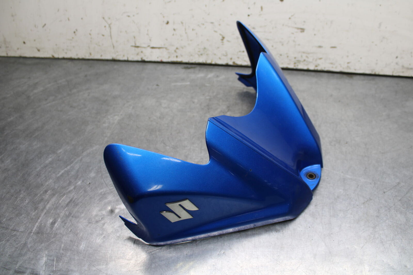 2009 Suzuki GSXR600 GAS TANK FUEL CELL COVER FAIRING COWL BB116