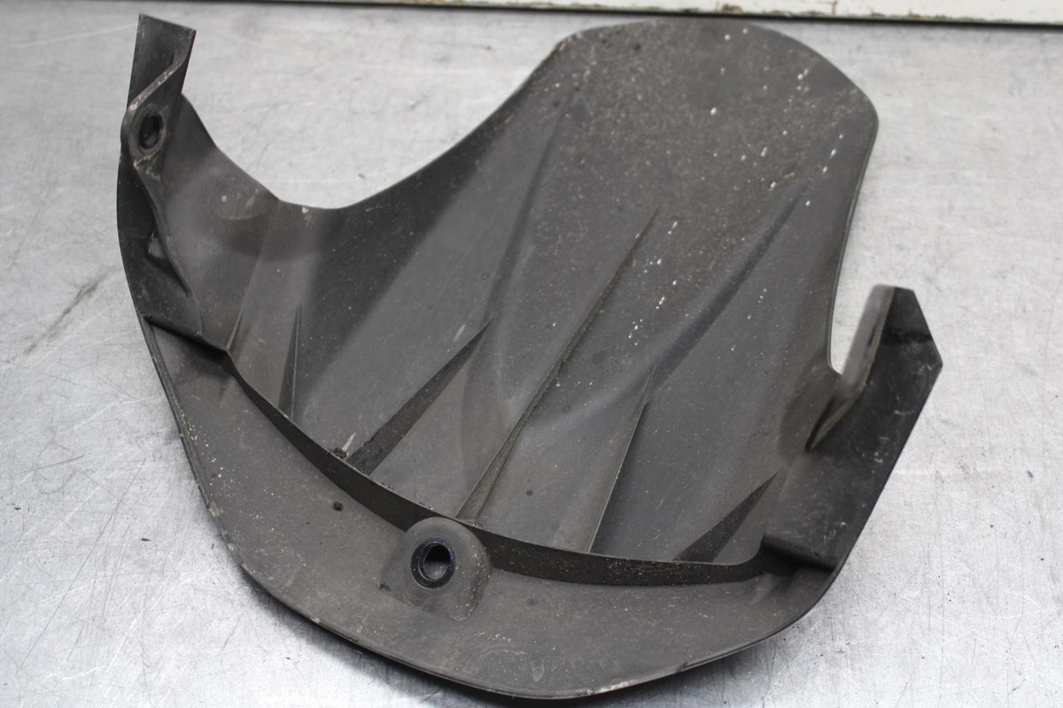 11-23 SUZUKI GSXR 750 REAR BACK WHEEL TIRE HUGGER FENDER BB630