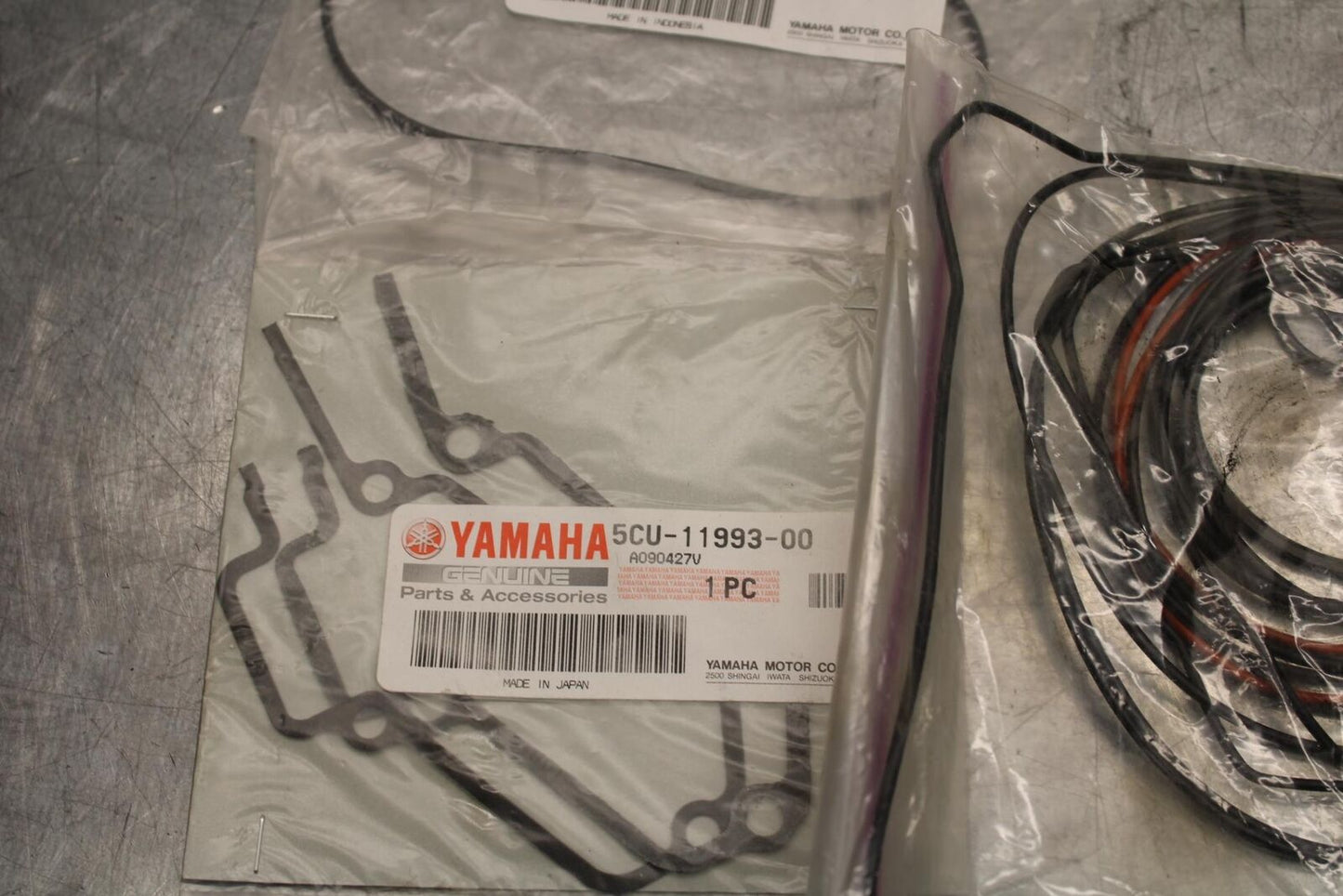 99-23 YAMAHA YZ250 PISTON, WRIST PIN, BEARINGS GASKETS OEM BB630 BB632