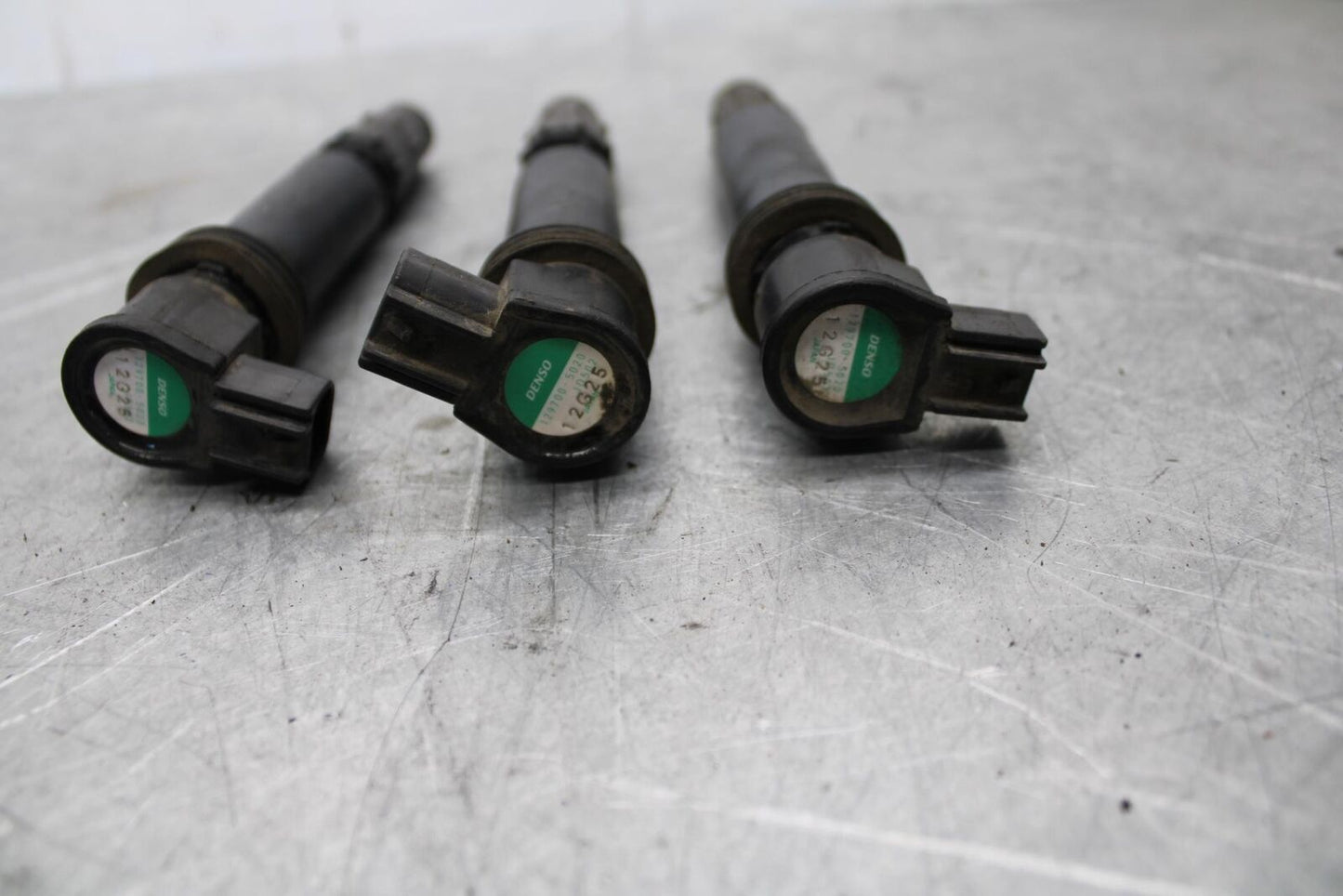 2006 Triumph Daytona 675 Triple IGNITION COILS COIL SPARK PLUG CAPS BB434