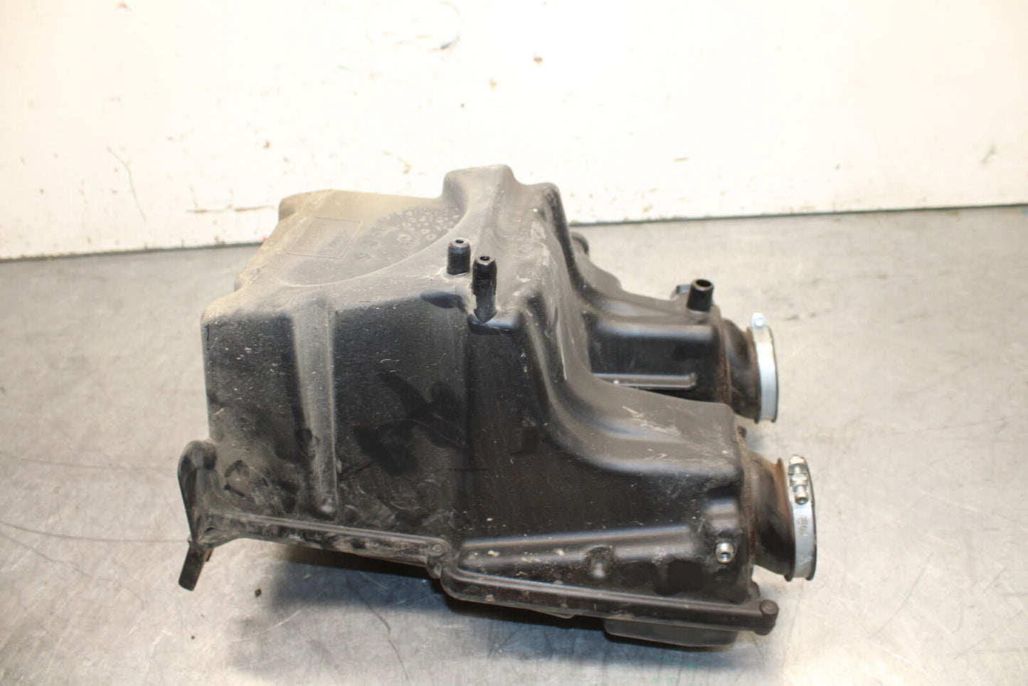 14-16 TRIUMPH AMERICA LT AIRBOX AIR INTAKE FILTER BOX BB720