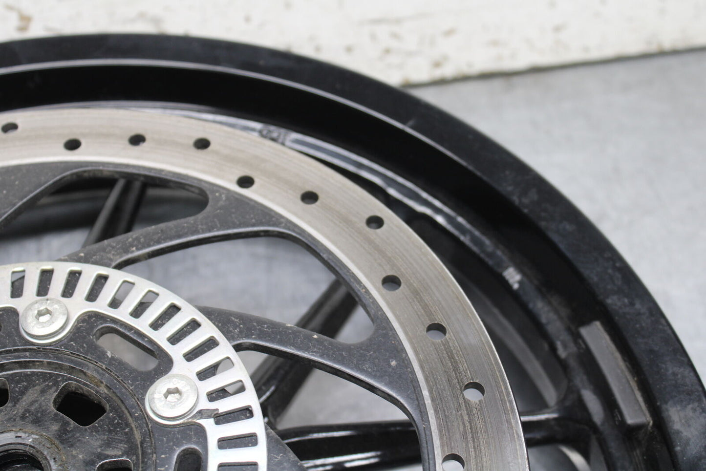 17-24 KTM 390 DUKE FRONT WHEEL FRONT RIM BB734