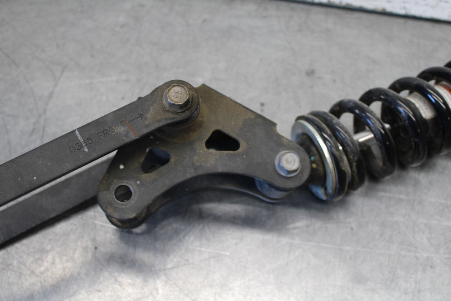 19-22 KAWASAKI Z400 REAR BACK SHOCK ABSORBER SUSPENSION BB708