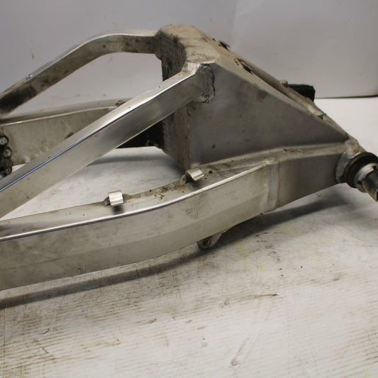 00-07 SUZUKI HAYABUSA REAR SWINGARM BACK SUSPENSION SWING ARM 61000-24F20 BB281