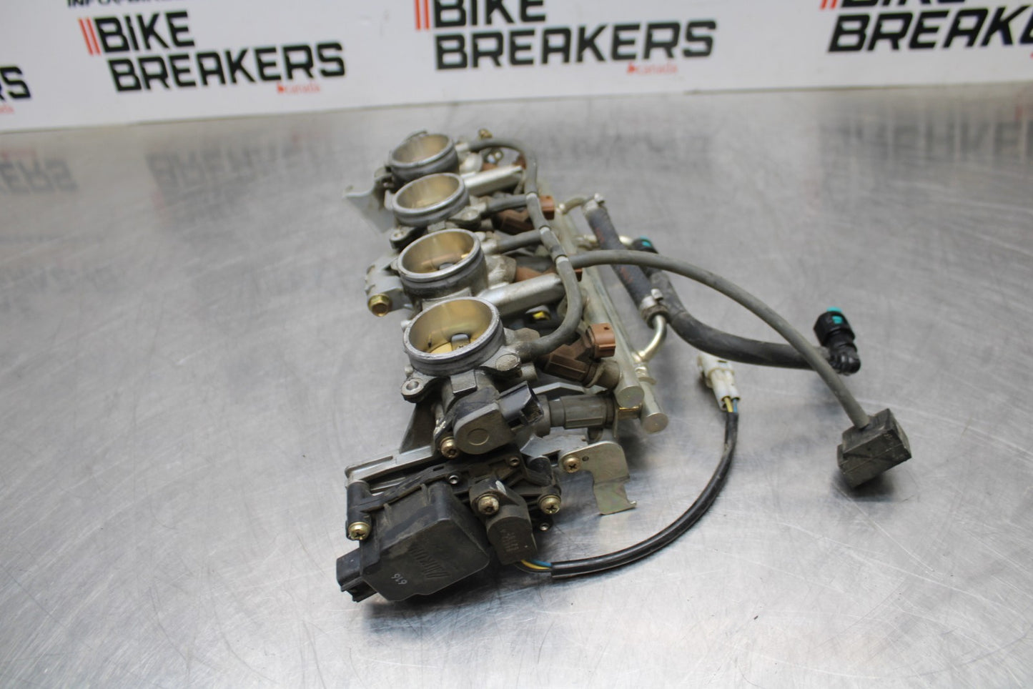 06-07 SUZUKI GSXR 600 MAIN FUEL INJECTORS / THROTTLE BODIES BB178