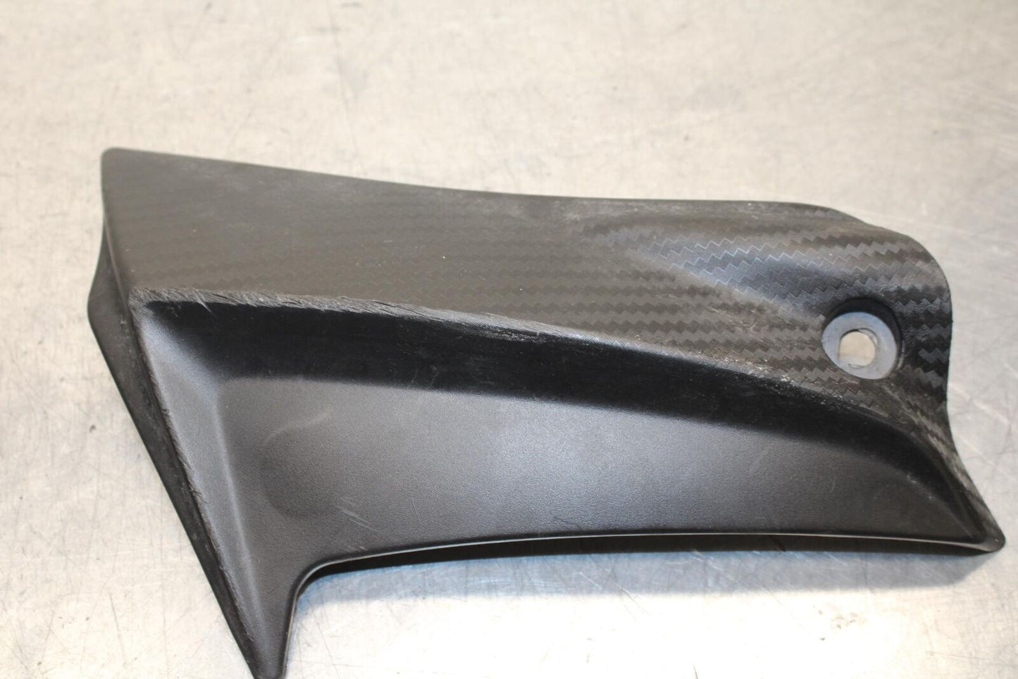 2011 Suzuki GSXR600 RIGHT FRAME SIDE COVER COWL PANEL TRIM BB94