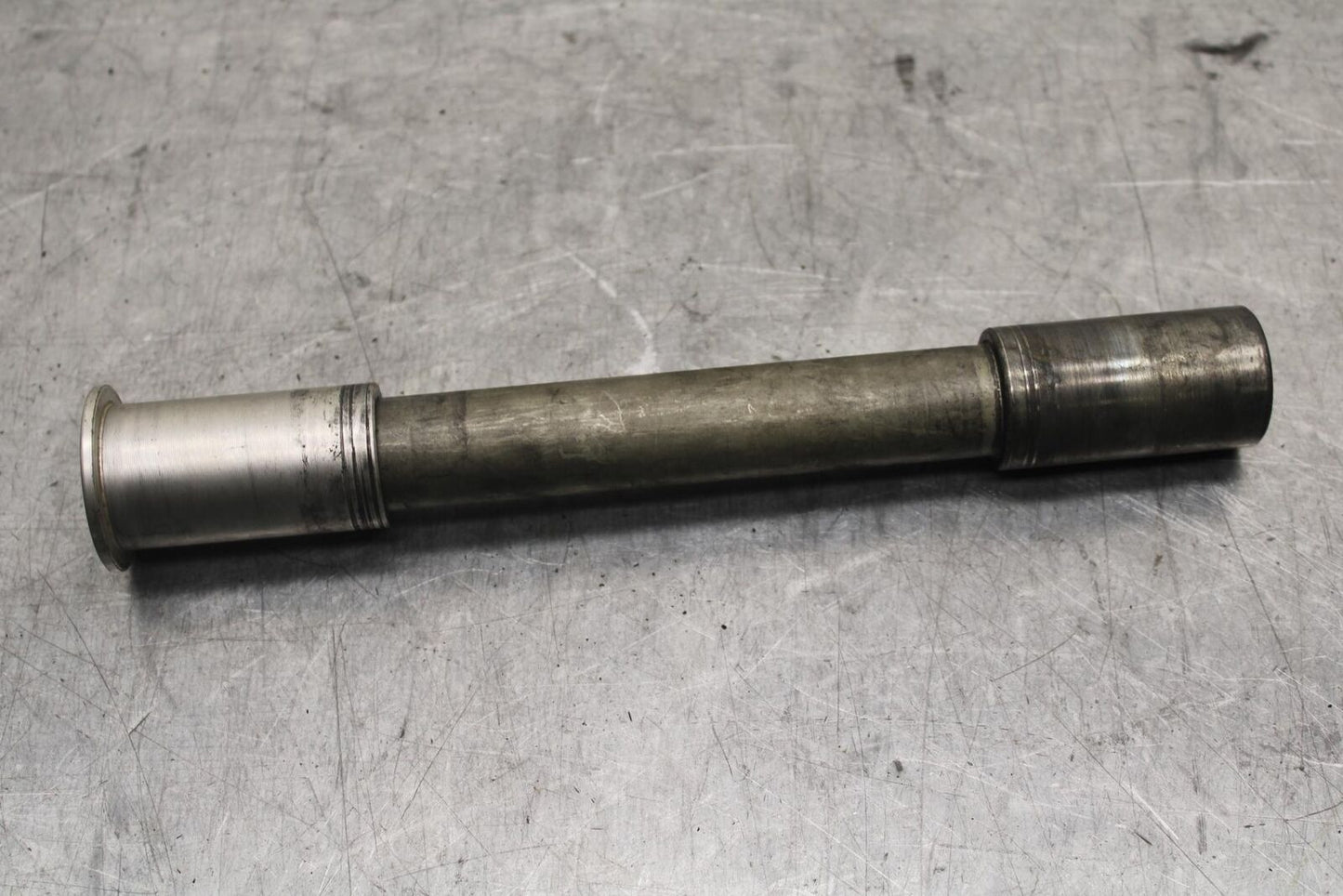 2003 Suzuki SV1000S FRONT WHEEL RIM AXLE PIVOT BOLT 54711-35F10 BB85