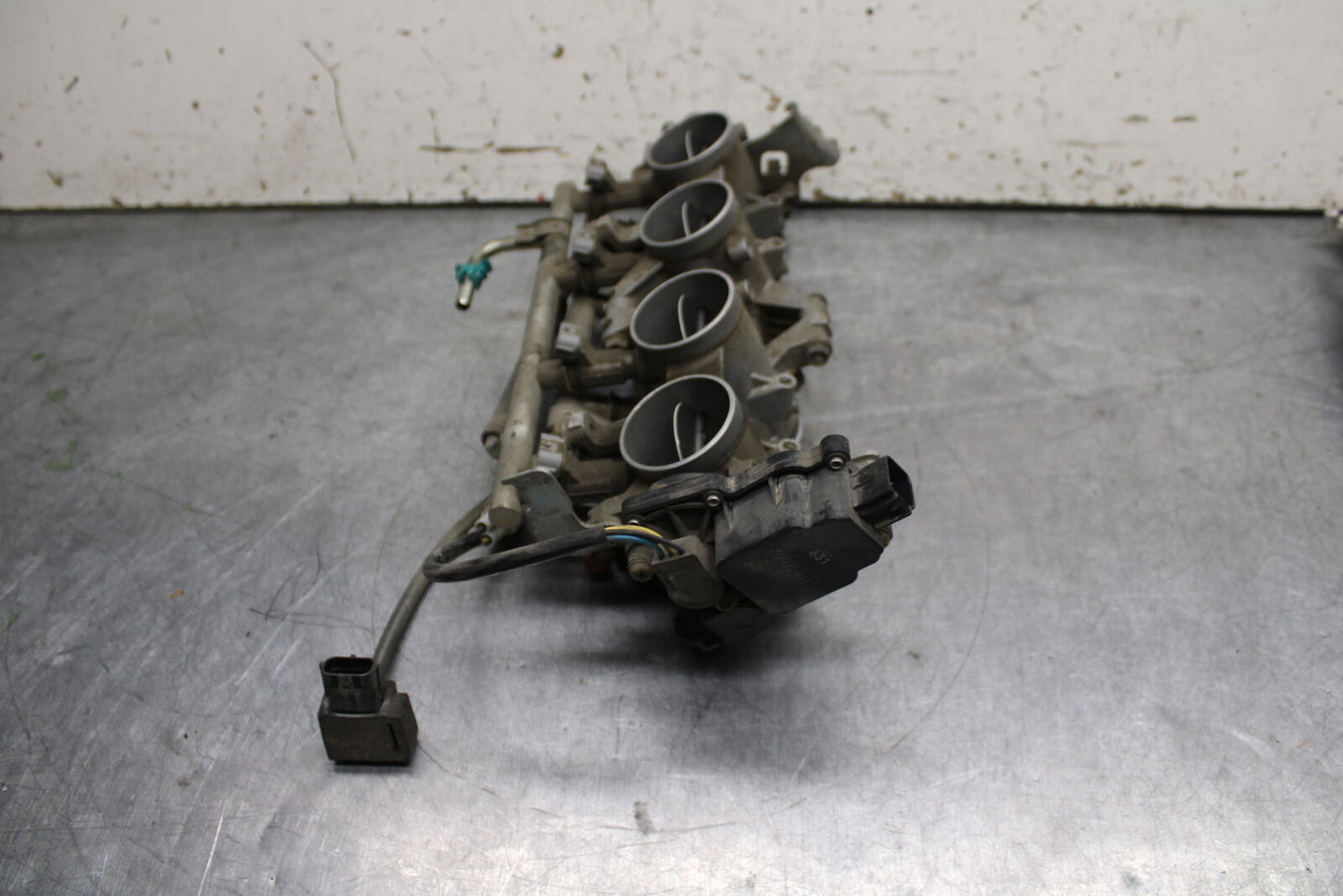 06-07 SUZUKI GSXR 600 MAIN FUEL INJECTORS / THROTTLE BODIES BB737