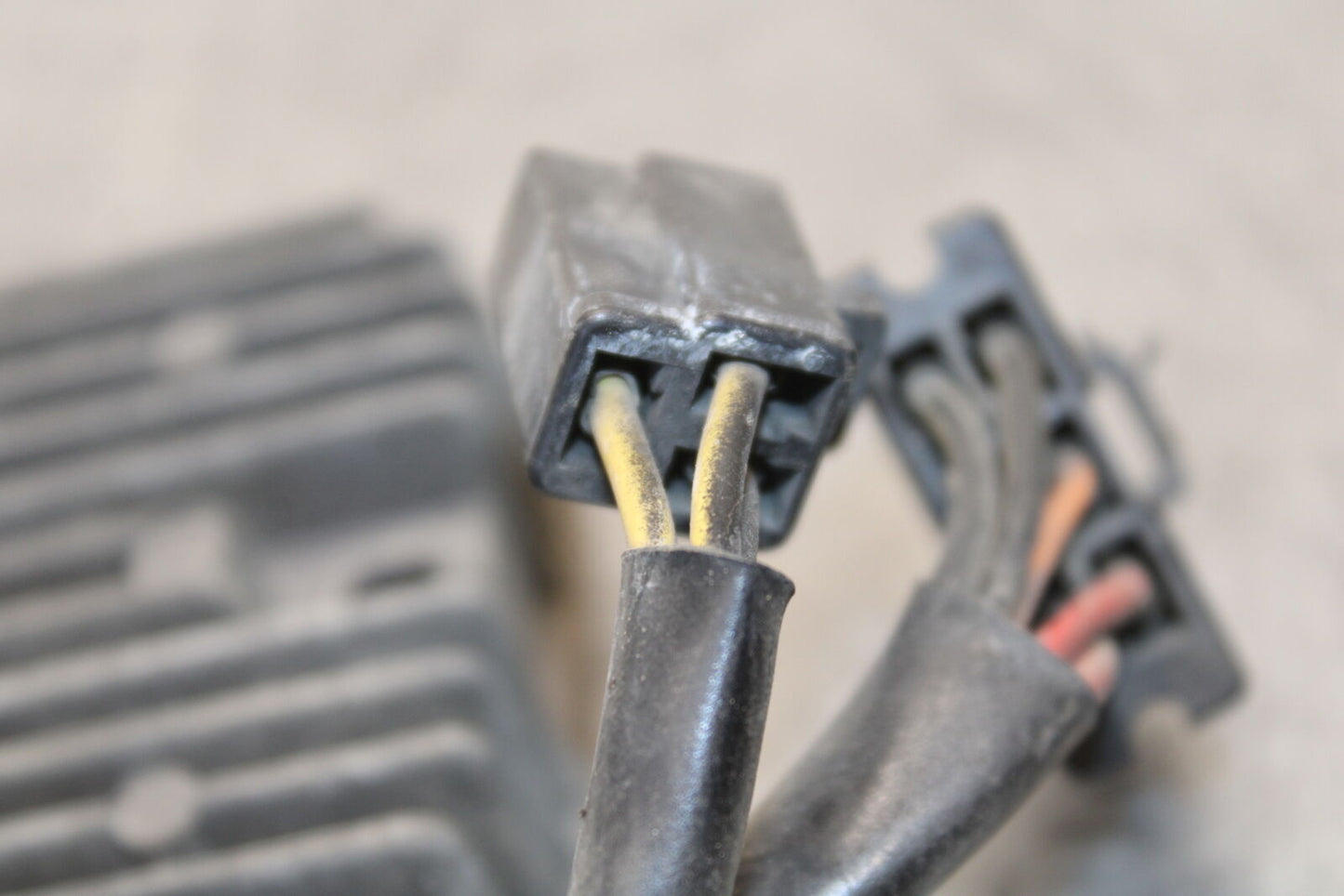 85-86 SUZUKI MADURA 1200 RECTIFIER VOLTAGE REGULATOR BB691