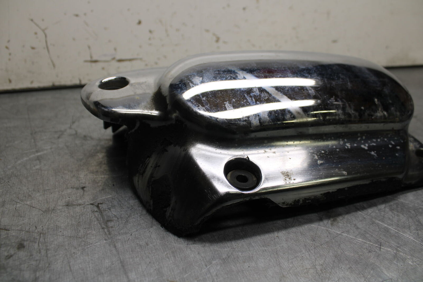99-00 YAMAHA V STAR 1100 ENGINE SPROCKET COVER BB711