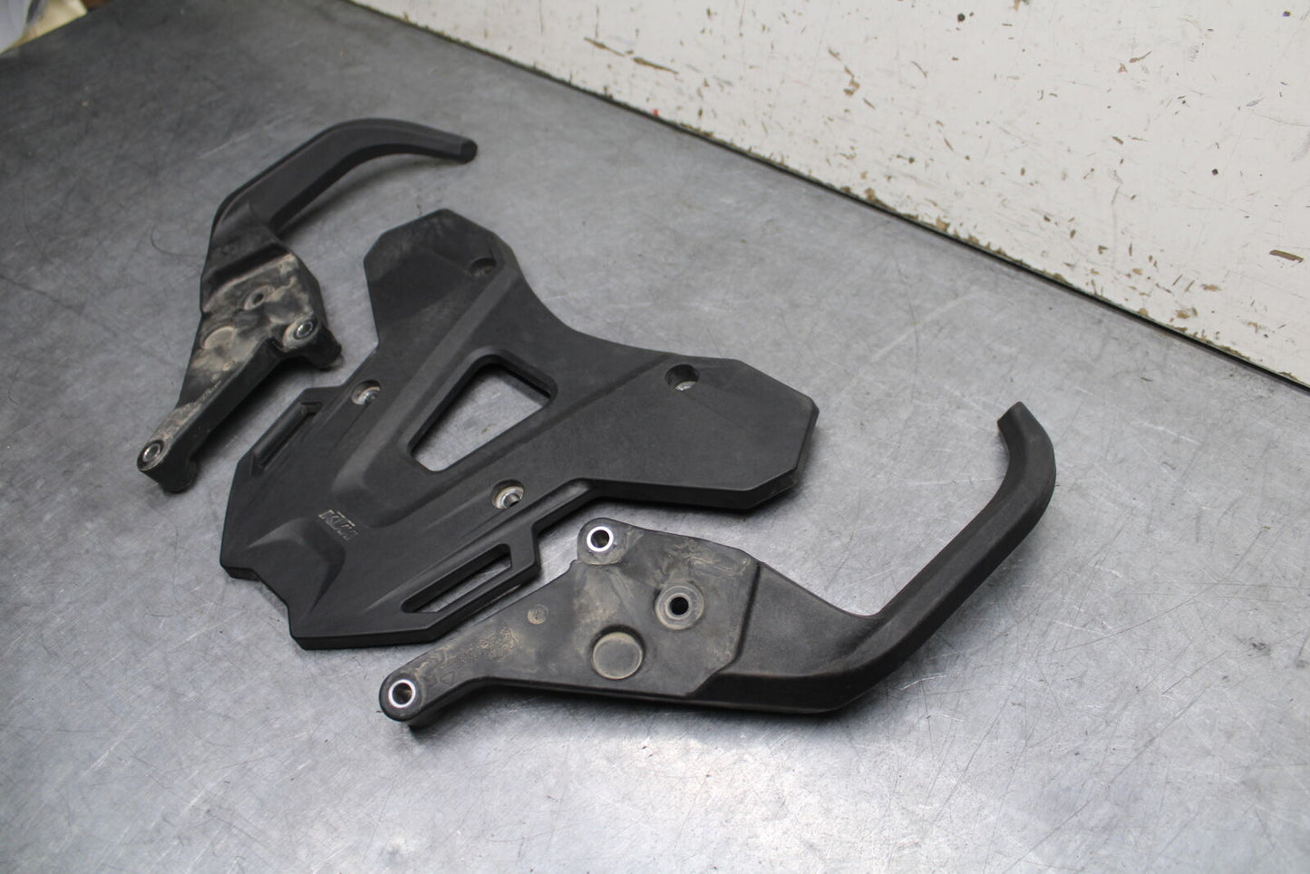 21-24 KTM 890 ADVENTURE R PASSENGER REAR SEAT GRAB BAR & RACK SET BB723