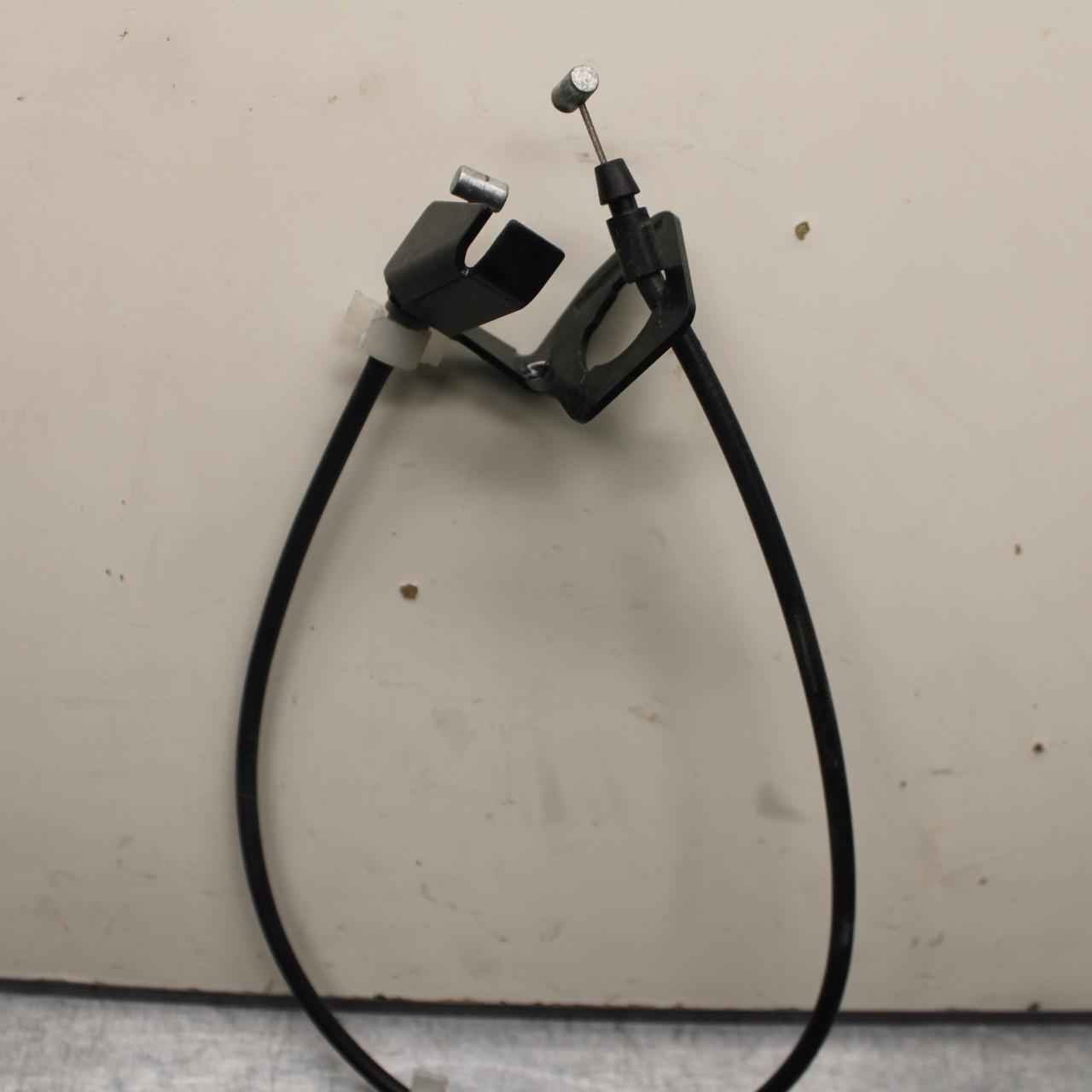 20-23 BMW F900R REAR PASSENGER SEAT LATCH CABLE ASSEMBLY BB603