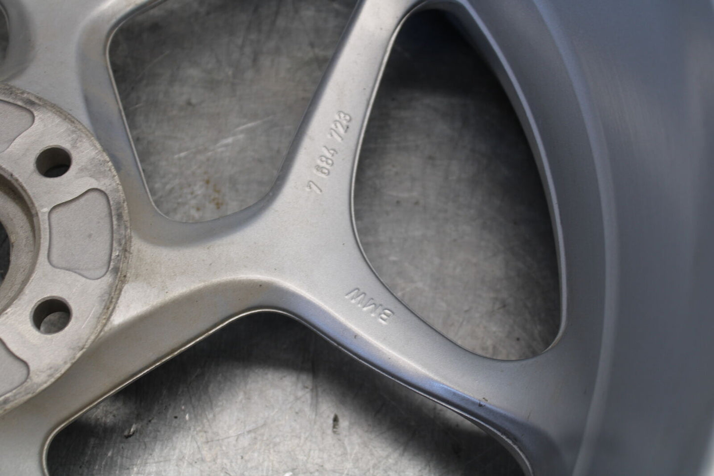 06-12 BMW F800ST REAR WHEEL BACK RIM BB291