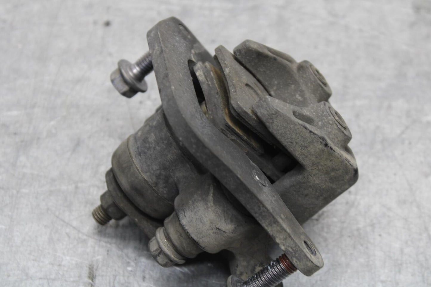 17 HONDA CRF1000LD AFRICA TWIN DCT ABS REAR BACK BRAKE CALIPER W MOUNT BB97