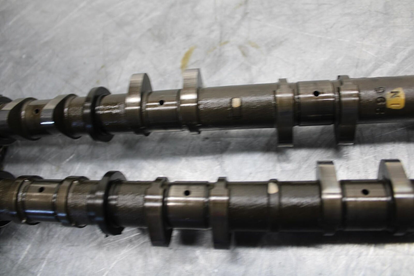 04-05 SUZUKI GSXR600 CAMSHAFT CAMS CAM SHAFTS 12710-29G00 12720-29G00 BB329