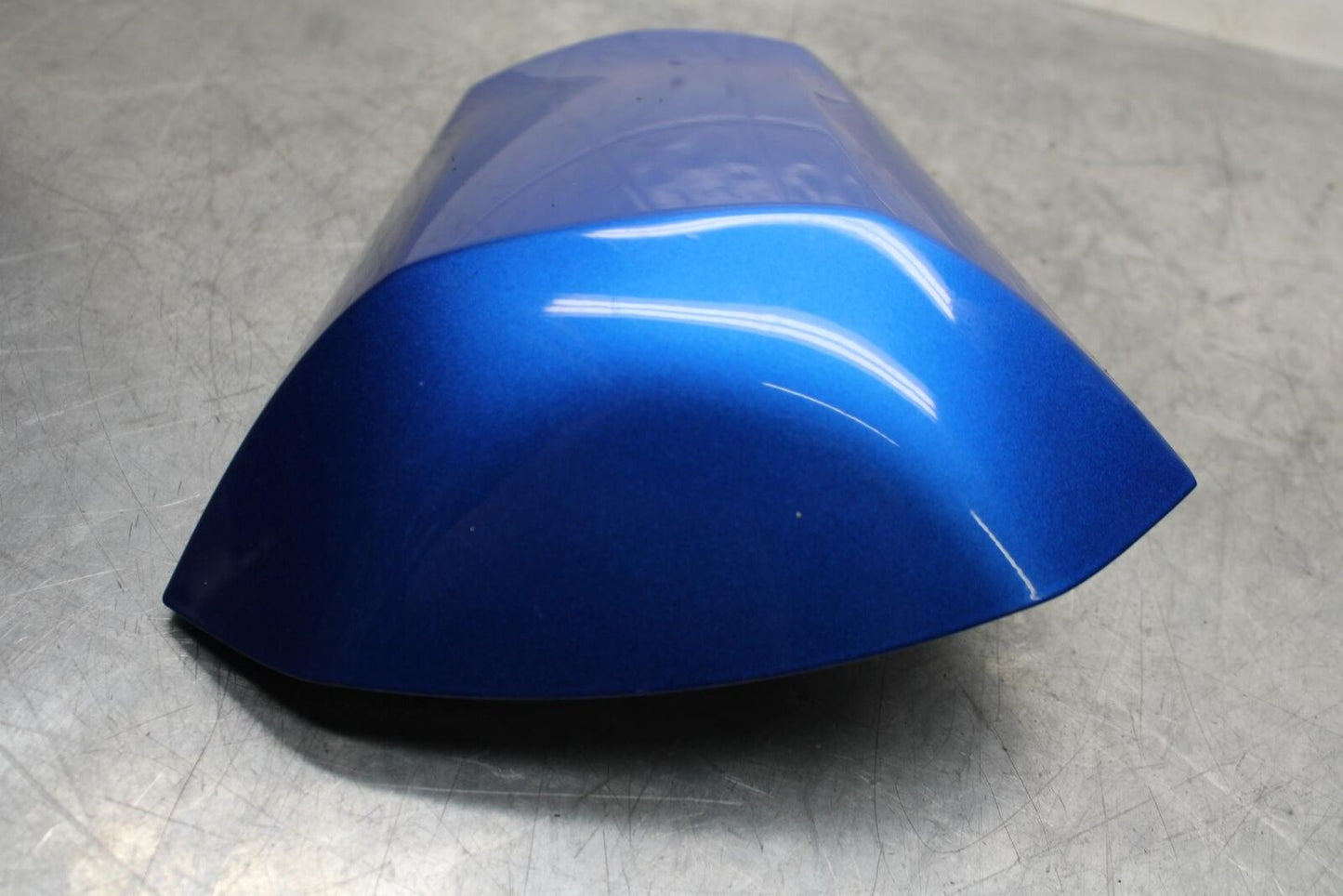 20 SUZUKI GSXR 1000 REAR BACK SEAT SOLO COWL FAIRING COVER BB597