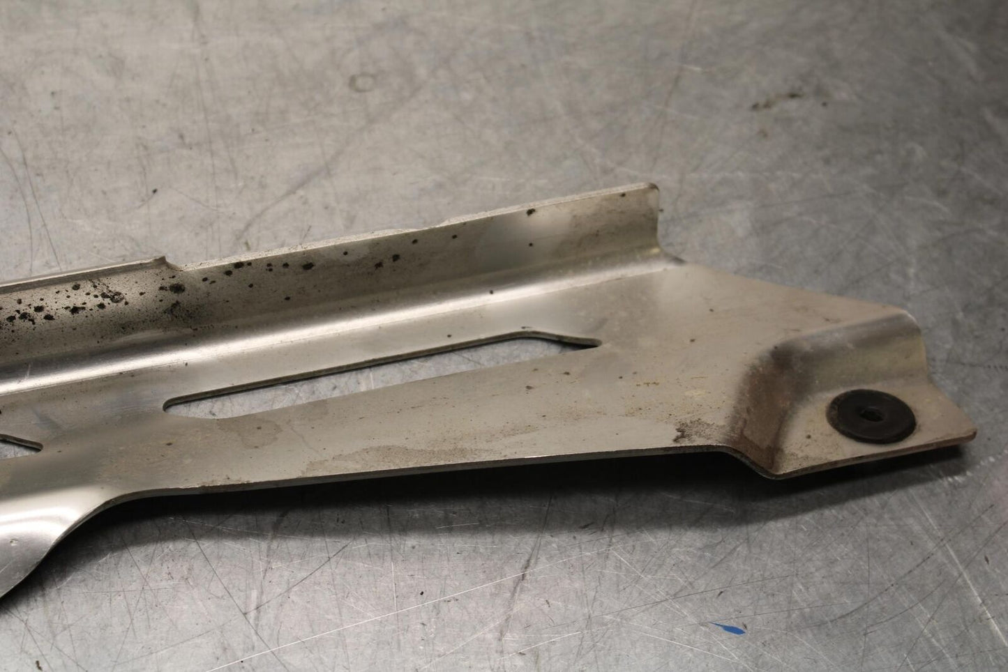 1997 Suzuki Bandit 1200 GSF1200S ALUMINUM REAR BACK CHAIN GUARD COVER BB559
