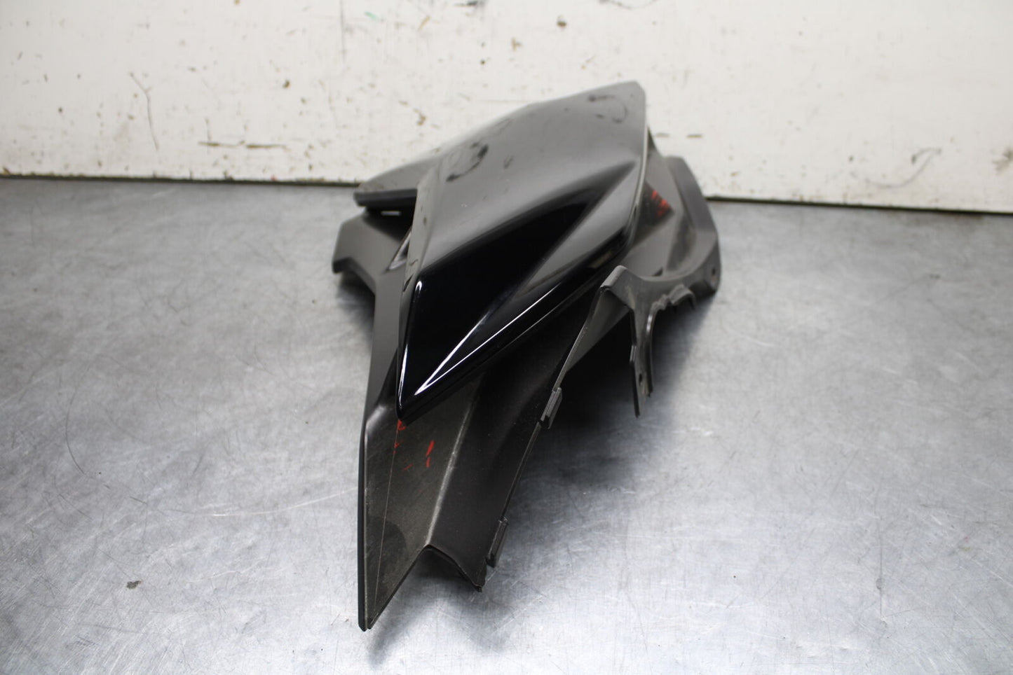 21-24 APRILIA TUONO 660 FACTORY RIGHT FRONT UPPER MID SIDE FAIRING PLASTIC BB733