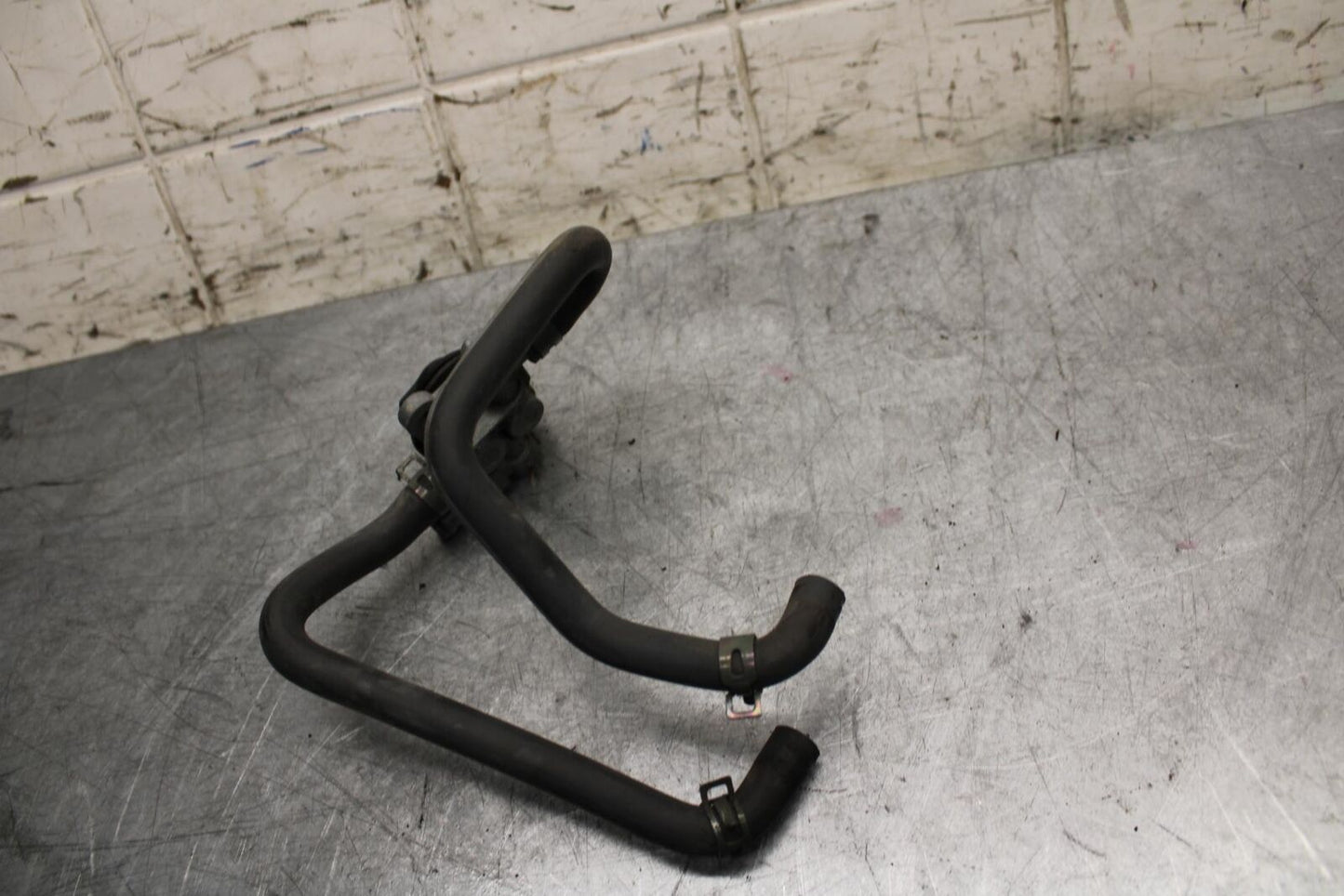 2001 Kawasaki Ninja ZX6 ZX600E FUEL GAS TANK PETCOCK SHUT ON OFF VALVE BB547