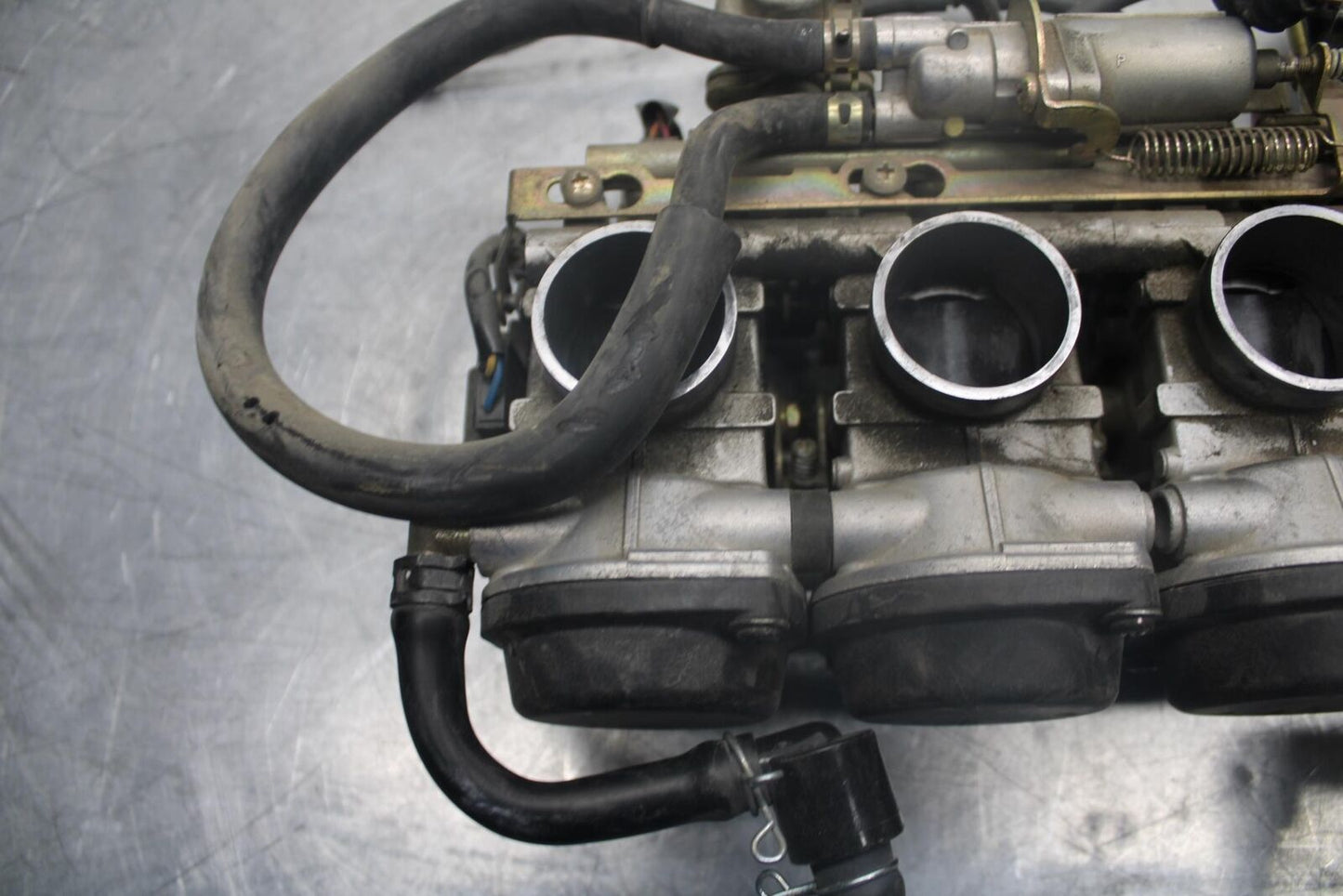 05 YAMAHA YZF R6S MAIN FUEL INJECTORS / THROTTLE BODIES BB462