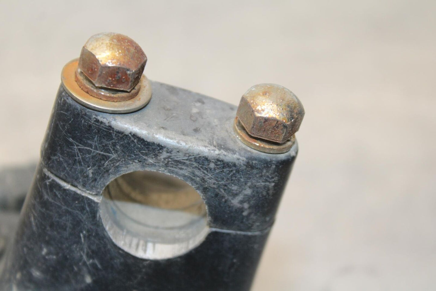 80-83 SUZUKI GS750E FORKS UPPER TRIPLE TREE CLAMP BB82