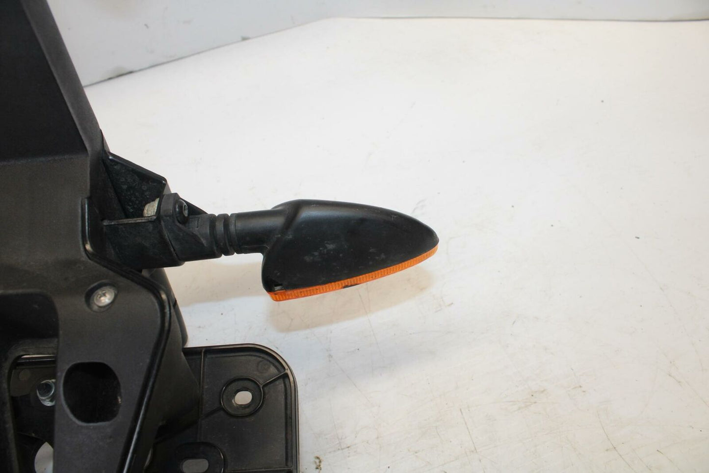10-11 APRILIA RSV4 REAR BACK FENDER MUD GUARD BB268