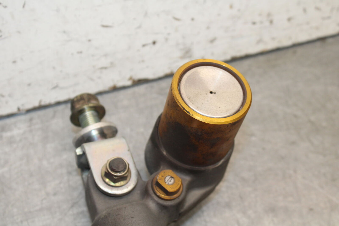 07-08 TRIUMPH DAYTONA 675 REAR BACK SHOCK ABSORBER SUSPENSION T2053100 BB685
