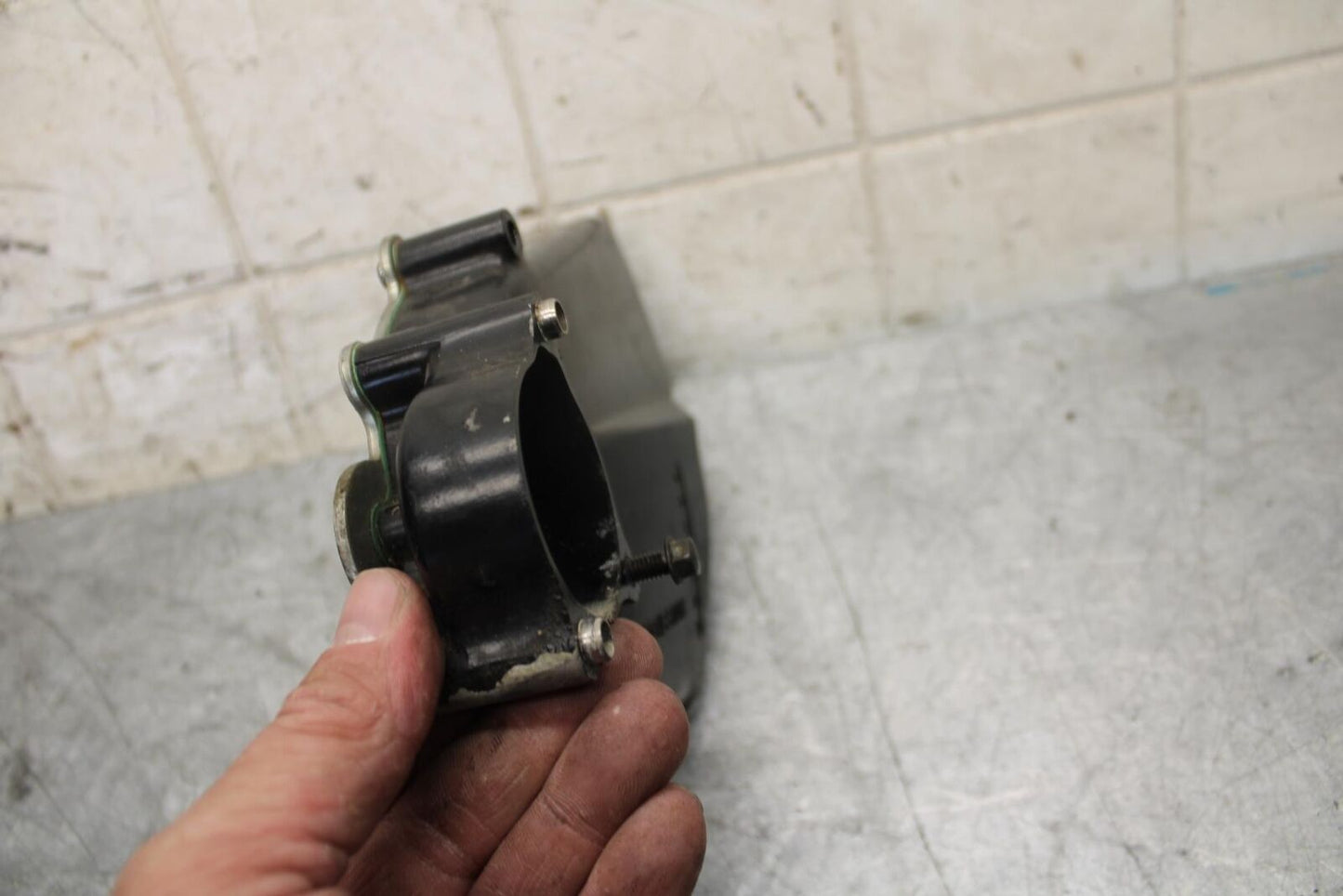 1999 Honda Super Hawk 1000 VTR1000F ENGINE SPROCKET COVER BB51