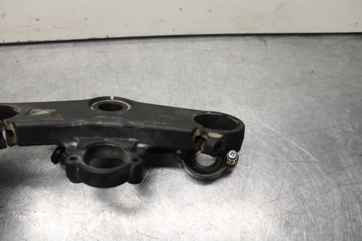 03-04 HONDA CBR600RR FORKS UPPER TRIPLE TREE CLAMP 53300-MEE-000 BB614