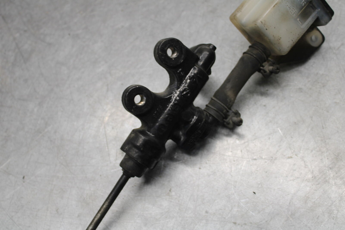 85-86 SUZUKI MADURA 1200 REAR BACK BRAKE MASTER CYLINDER W RESERVOIR BB691