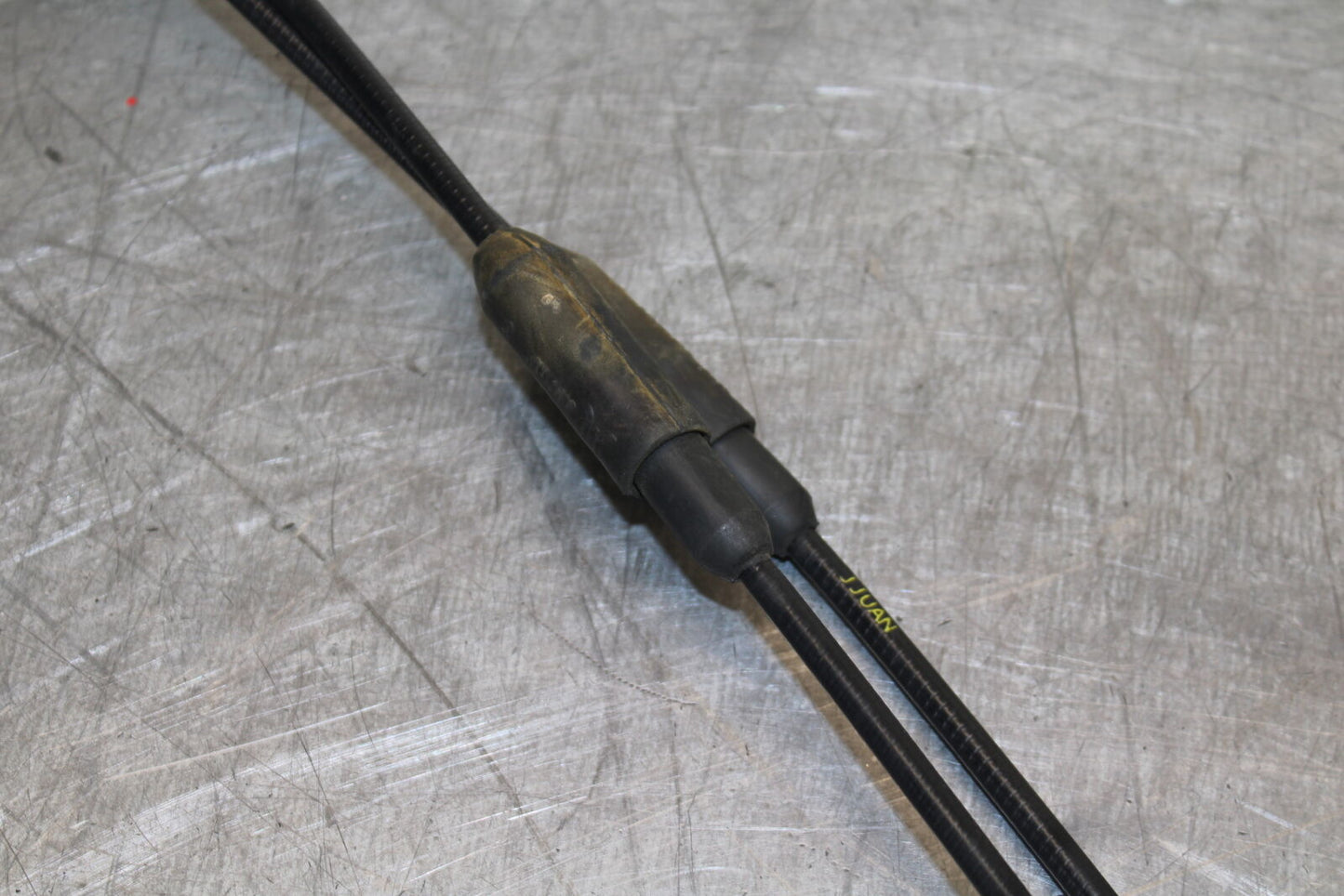 12-13 DUCATI STREETFIGHTER 848 THROTTLE CABLE LINE HOUSING GUIDE BB705