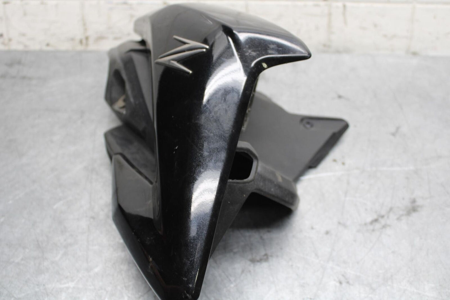 17 KAWASAKI Z900 ZR900 LEFT FRONT UPPER MID SIDE FAIRING COWL PLASTIC BB549