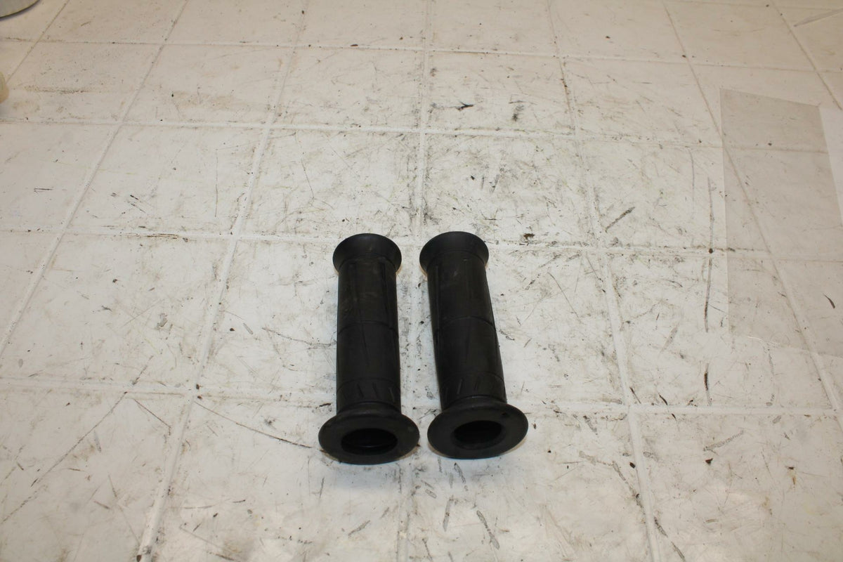 13-17 KAWASAKI NINJA ZX6R ZX636E RIGHT LEFT CLIPON HANDLEBAR GRIPS PAIR BB409