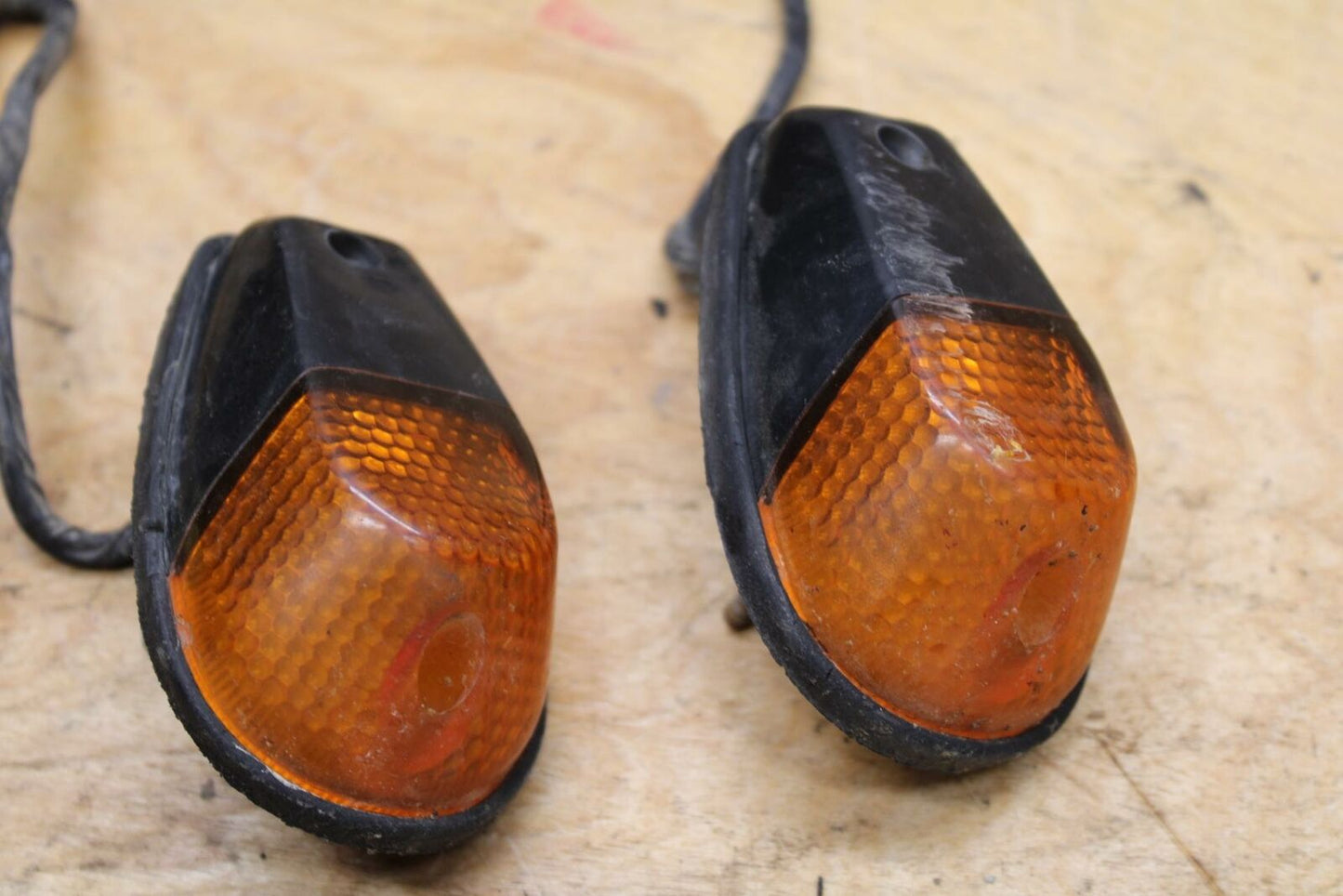 07-08 YAMAHA YZF R1 FRONT LEFT RIGHT TURN SIGNALS LIGHT INDICATORS BB337