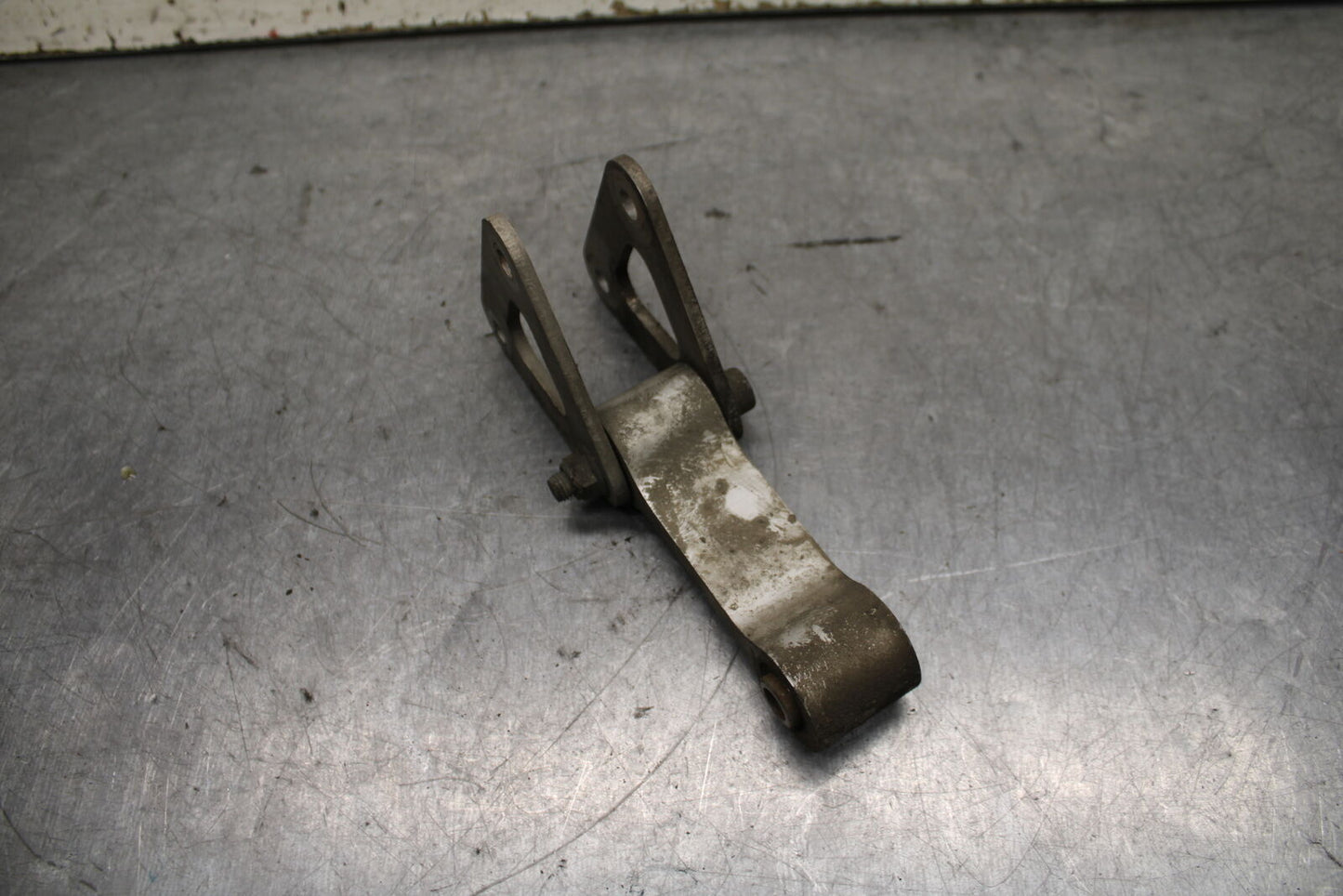 03-04 TRIUMPH DAYTONA 600 REAR DOGBONE SHOCK LINKAGE LINK BB745