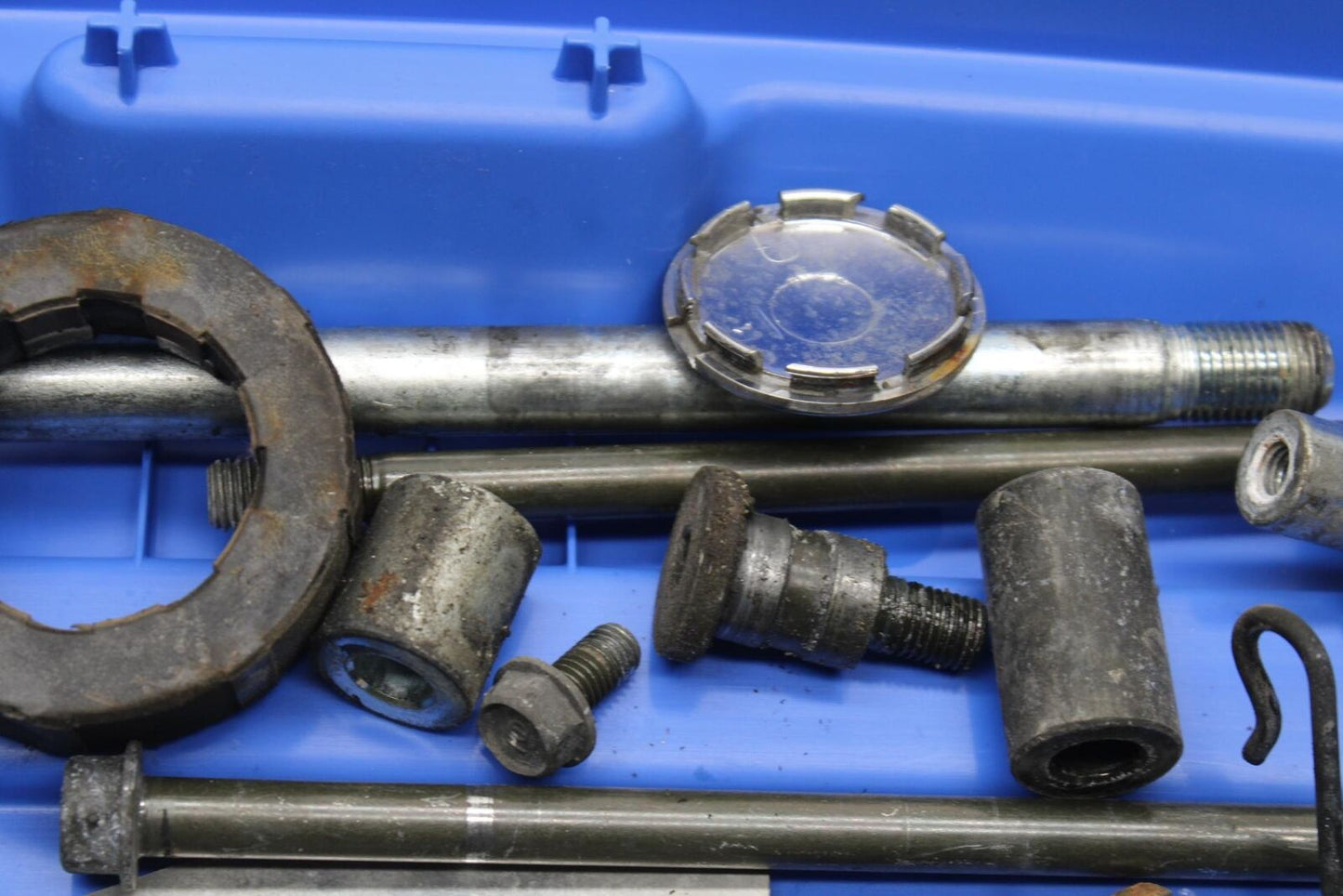97-03 HONDA SHADOW ACE 750 VT750C MISC MOUNTING BOLTS HARDWARE MOTOR BB618