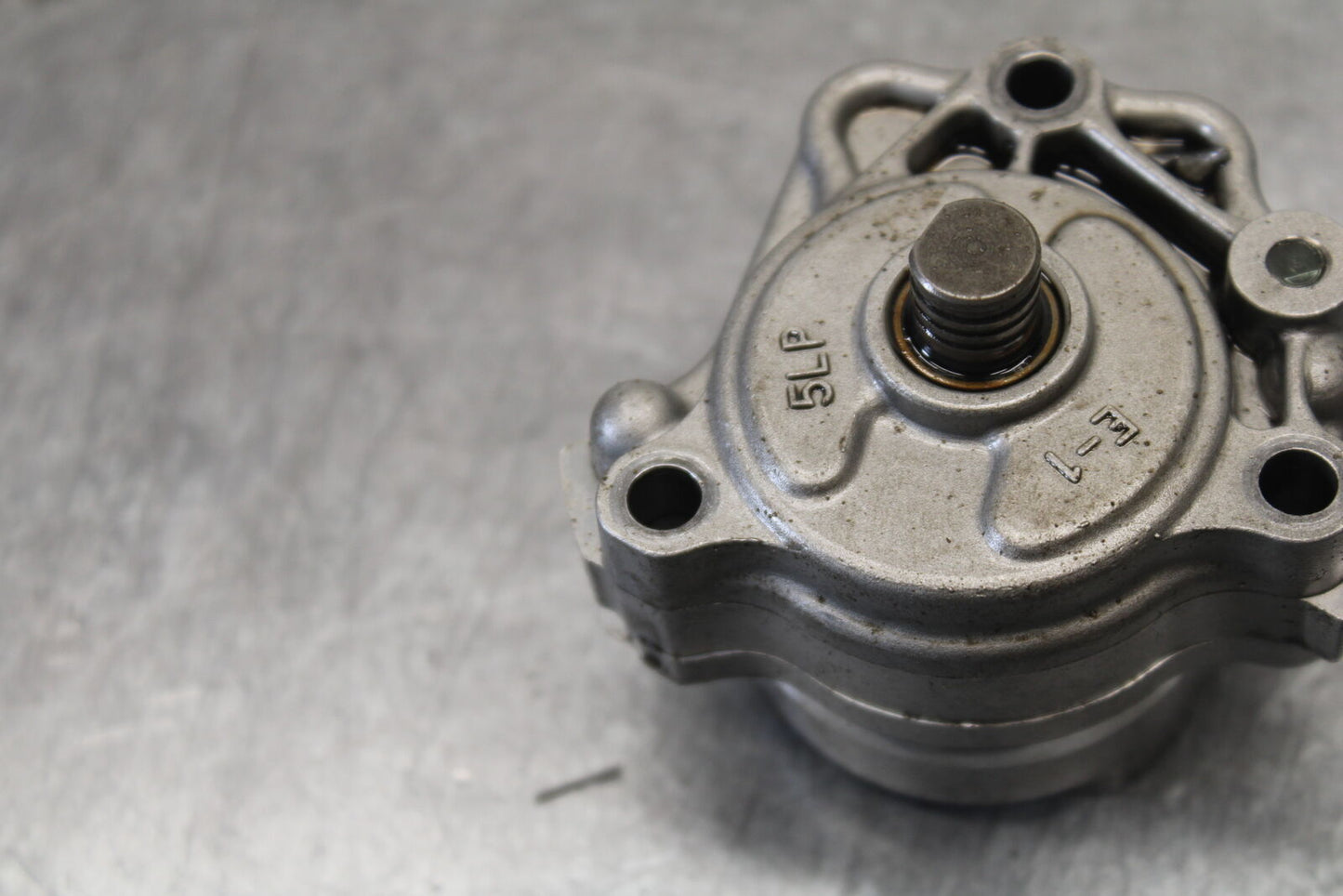 01-05 YAMAHA RAPTOR 660R ENGINE MOTOR OIL PUMP BB695