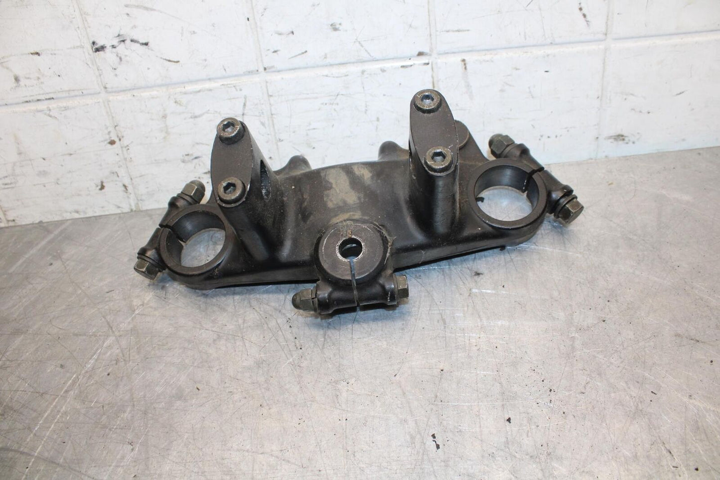 82-83 SUZUKI GS1100GL FORKS UPPER TRIPLE TREE CLAMP BB30