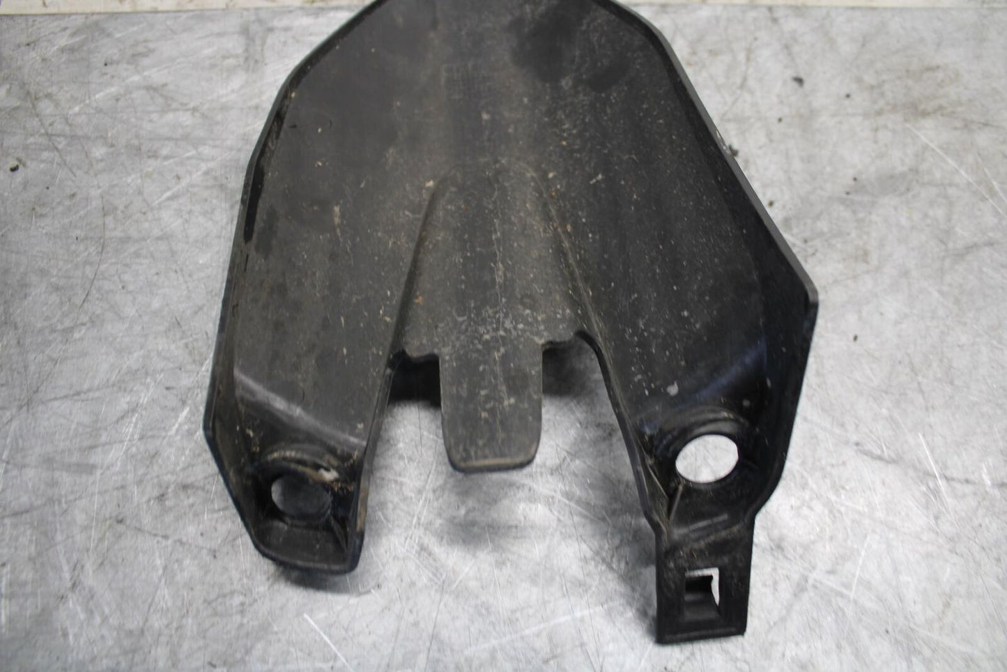 22-23 HUSQVARNA SVARTPILEN 401 REAR BACK WHEEL TIRE HUGGER FENDER BB541