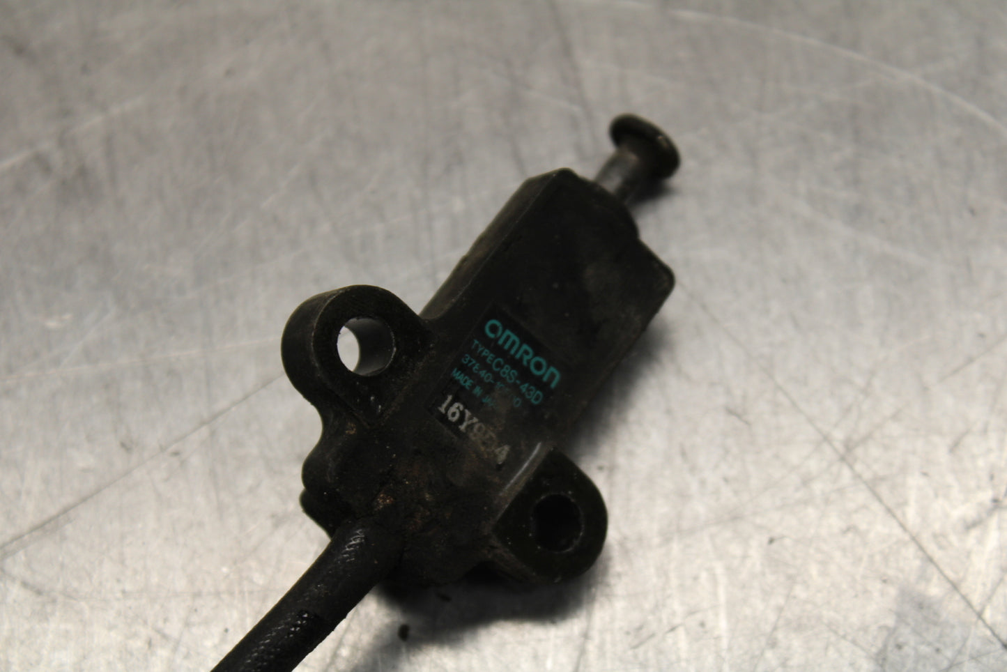 00 SUZUKI INTRUDER 1500 VL1500 KICKSTAND SIDE KICK STAND SENSOR BB761