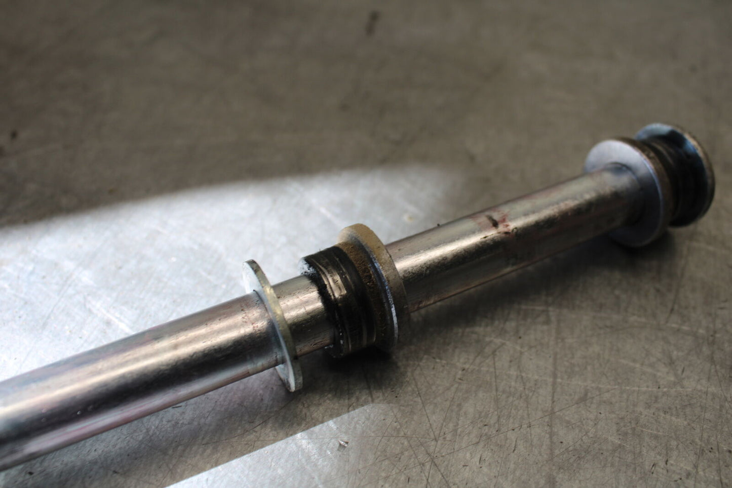 19-22 KAWASAKI Z400 FRONT WHEEL RIM AXLE PIVOT BOLT BB708