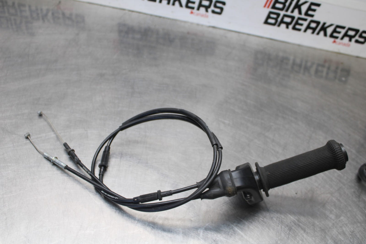 13-18 KAWASAKI NINJA ZX6R THROTTLE CABLE LINE HOUSING GUIDE BB915