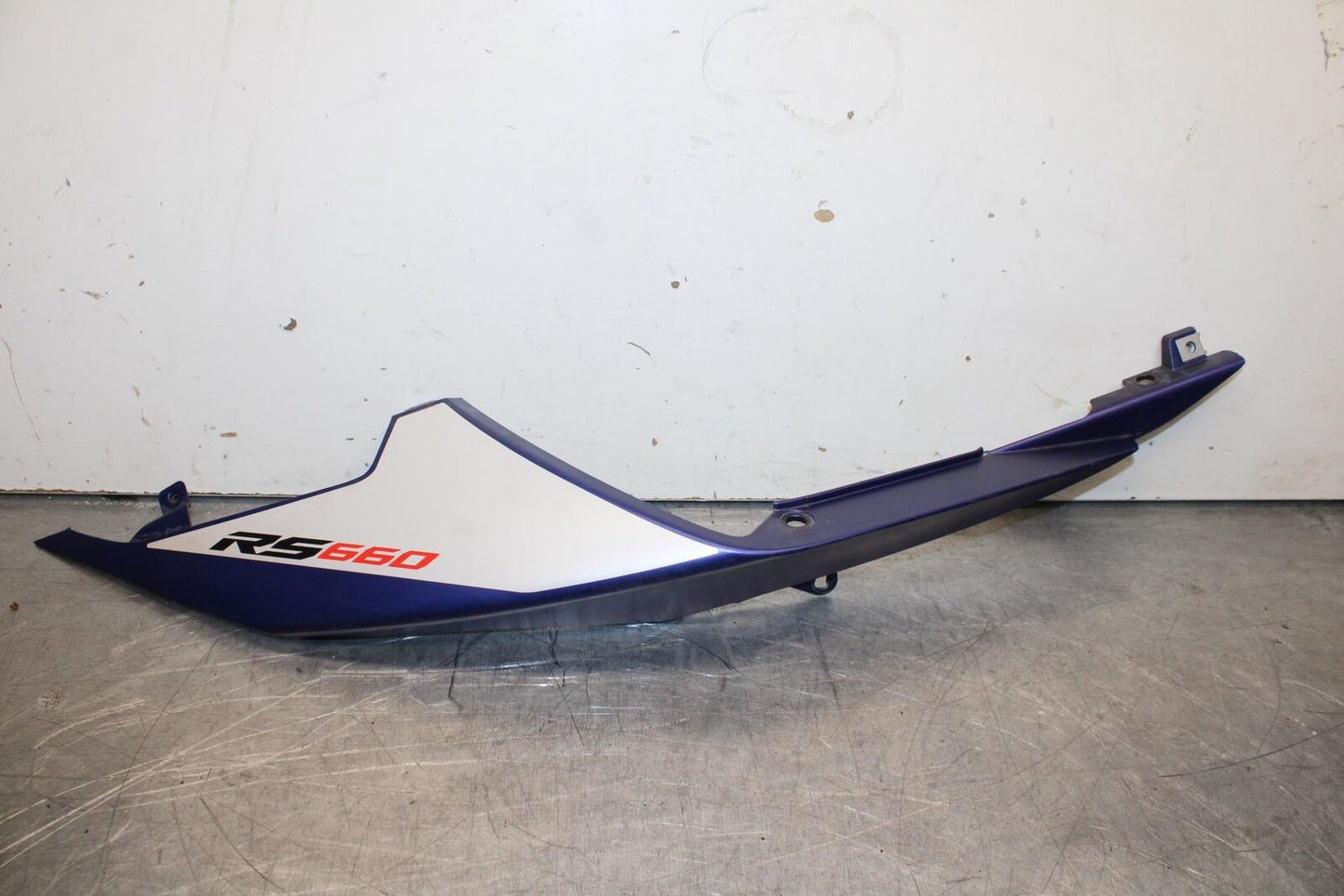 20-23 APRILIA RS660 RIGHT REAR BACK TAIL FAIRING COWL SHROUD BB611