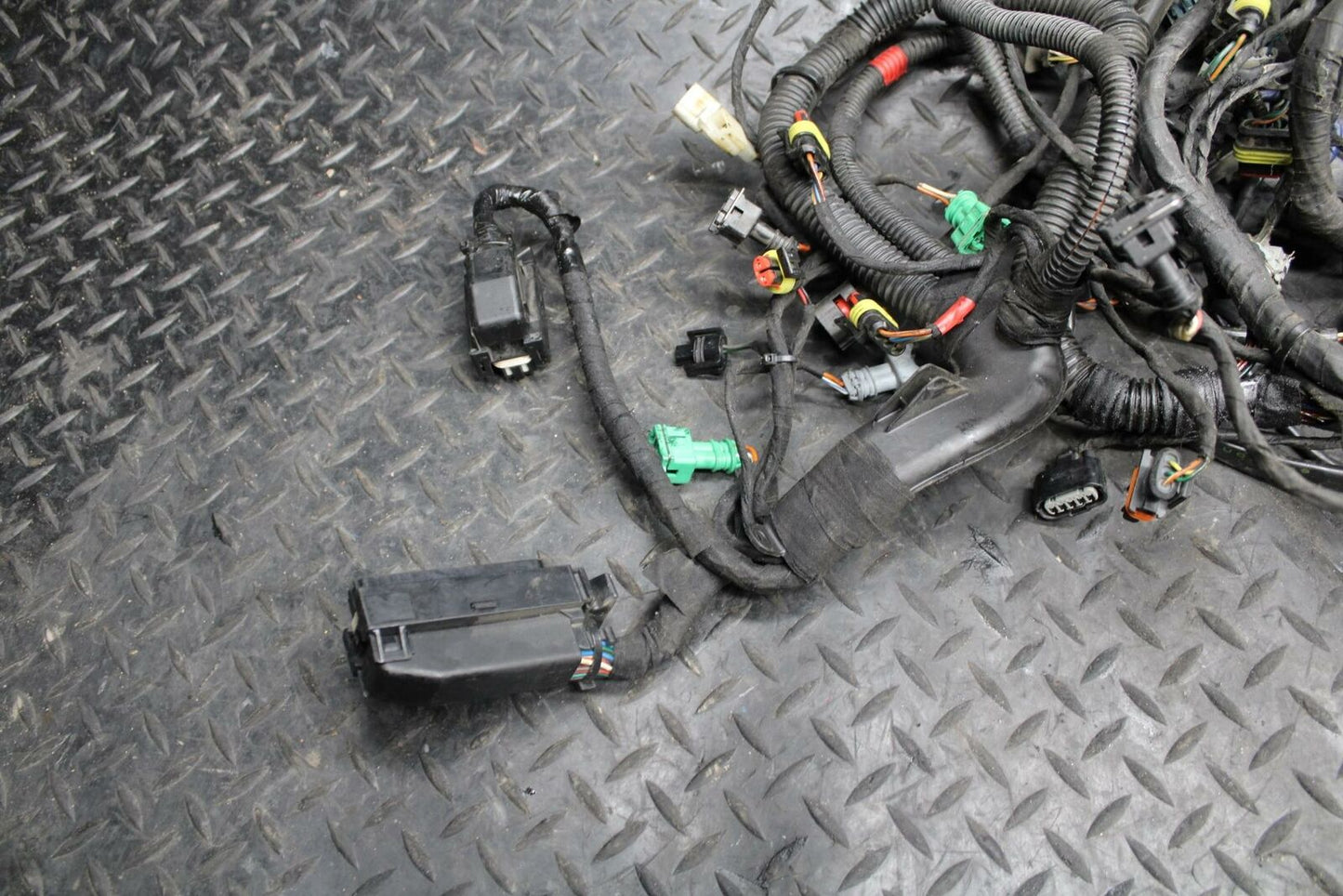 10-11 APRILIA RSV4 R MAIN ENGINE WIRING HARNESS MOTOR WIRE LOOM BB202